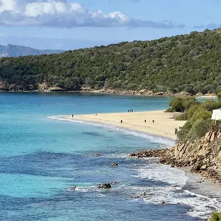 - Via Delle Rose * Pula